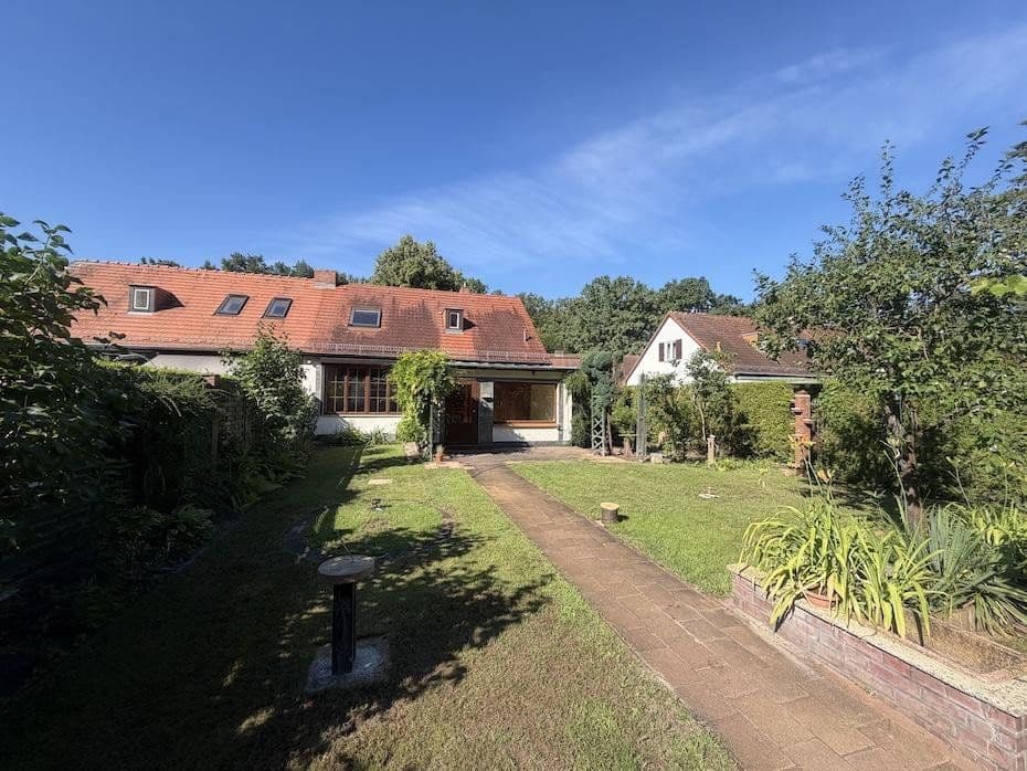 Prodej domu 115 m², pozemek 518 m², Potsdam, Braniborsko Prodej domu 115 m², pozemek 518 m², Potsdam, Braniborsko