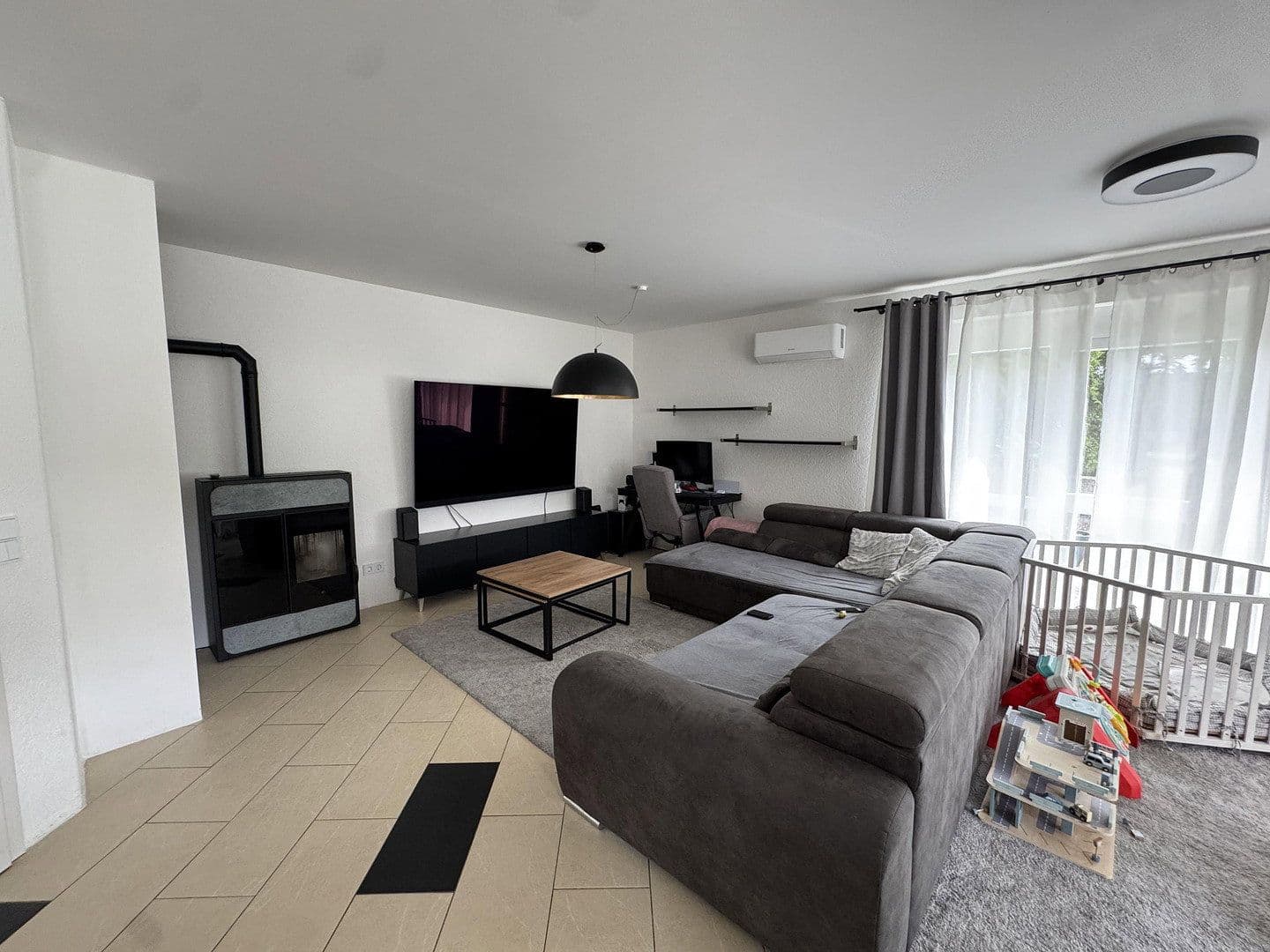Prodej domu 134 m², pozemek 711 m², Kirchroth, Bavorsko Prodej domu 134 m², pozemek 711 m², Kirchroth, Bavorsko