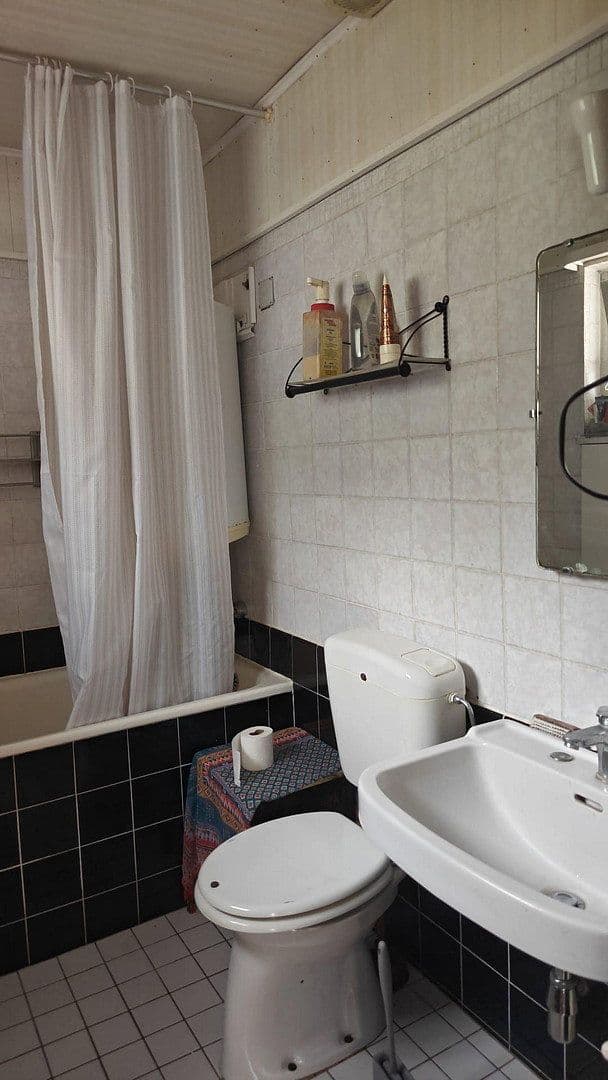 Prodej domu 195 m², pozemek 2.200 m², Gernsbach, Bádensko-Württembersko Prodej domu 195 m², pozemek 2.200 m², Gernsbach, Bádensko-Württembersko