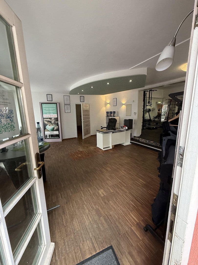 Pronájem kanceláře 91 m², Rosenstr. 1, Schwäbisch Gmünd, Bádensko-Württembersko Pronájem kanceláře 91 m², Rosenstr. 1, Schwäbisch Gmünd, Bádensko-Württembersko