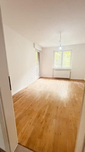 Pronájem bytu 3+1 84 m², Friedrich-Karl-Str. 3, Mannheim-Oststadt, Bádensko-Württembersko Pronájem bytu 3+1 84 m², Friedrich-Karl-Str. 3, Mannheim-Oststadt, Bádensko-Württembersko