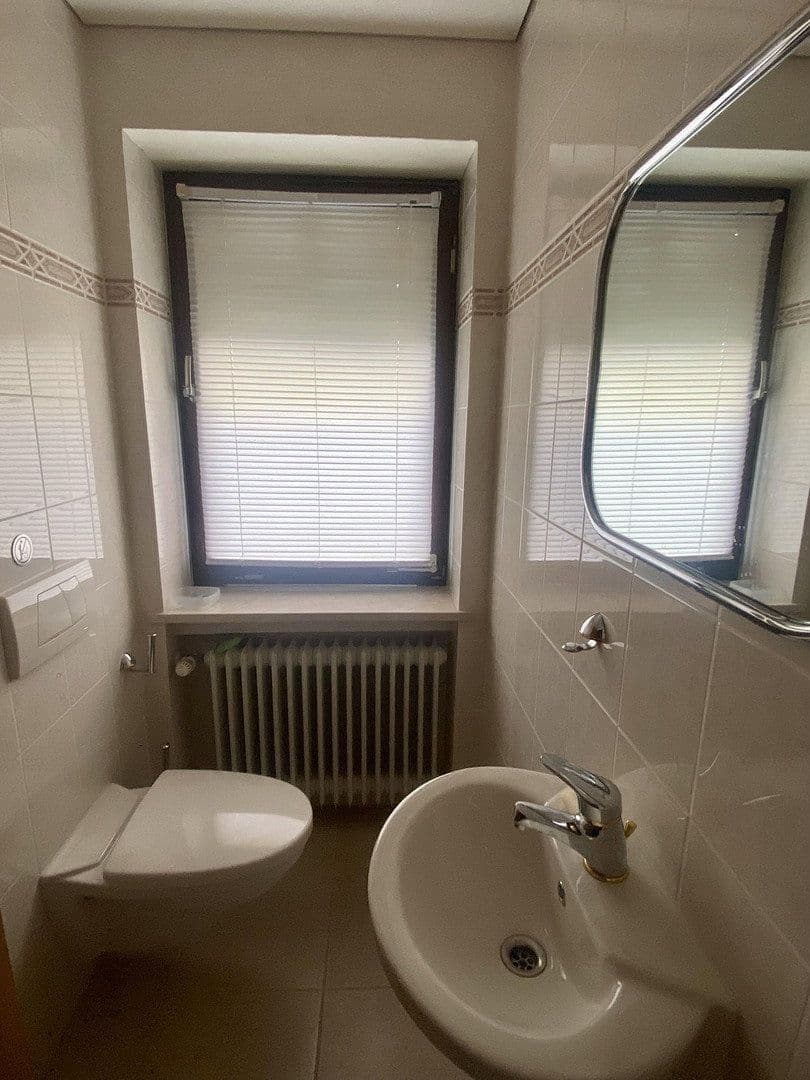 Prodej domu 214 m², pozemek 749 m², Welfenstraße 9, Untermeitingen, Bavorsko Prodej domu 214 m², pozemek 749 m², Welfenstraße 9, Untermeitingen, Bavorsko