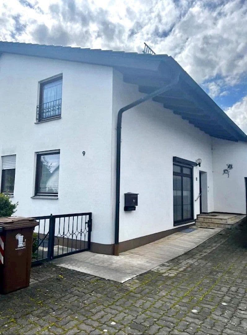 Prodej domu 214 m², pozemek 749 m², Welfenstraße 9, Untermeitingen, Bavorsko Prodej domu 214 m², pozemek 749 m², Welfenstraße 9, Untermeitingen, Bavorsko