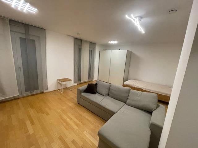 Pronájem bytu 1+1 51 m², Fuchstanzstr. 30, Frankfurt, Hessen Pronájem bytu 1+1 51 m², Fuchstanzstr. 30, Frankfurt, Hessen