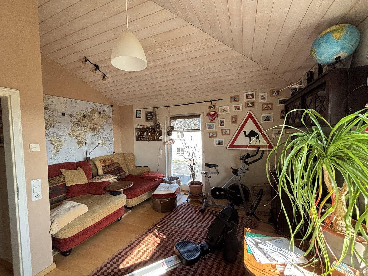 Prodej domu 160 m², pozemek 1.357 m², Ralingen, Porýní-Falc Prodej domu 160 m², pozemek 1.357 m², Ralingen, Porýní-Falc
