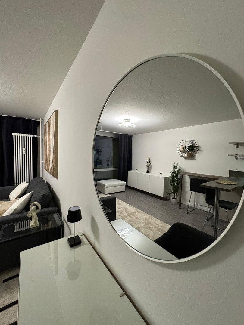 Pronájem bytu 1+1 30 m², Berg-am-Laim-Str. 95, München, Bavorsko Pronájem bytu 1+1 30 m², Berg-am-Laim-Str. 95, München, Bavorsko