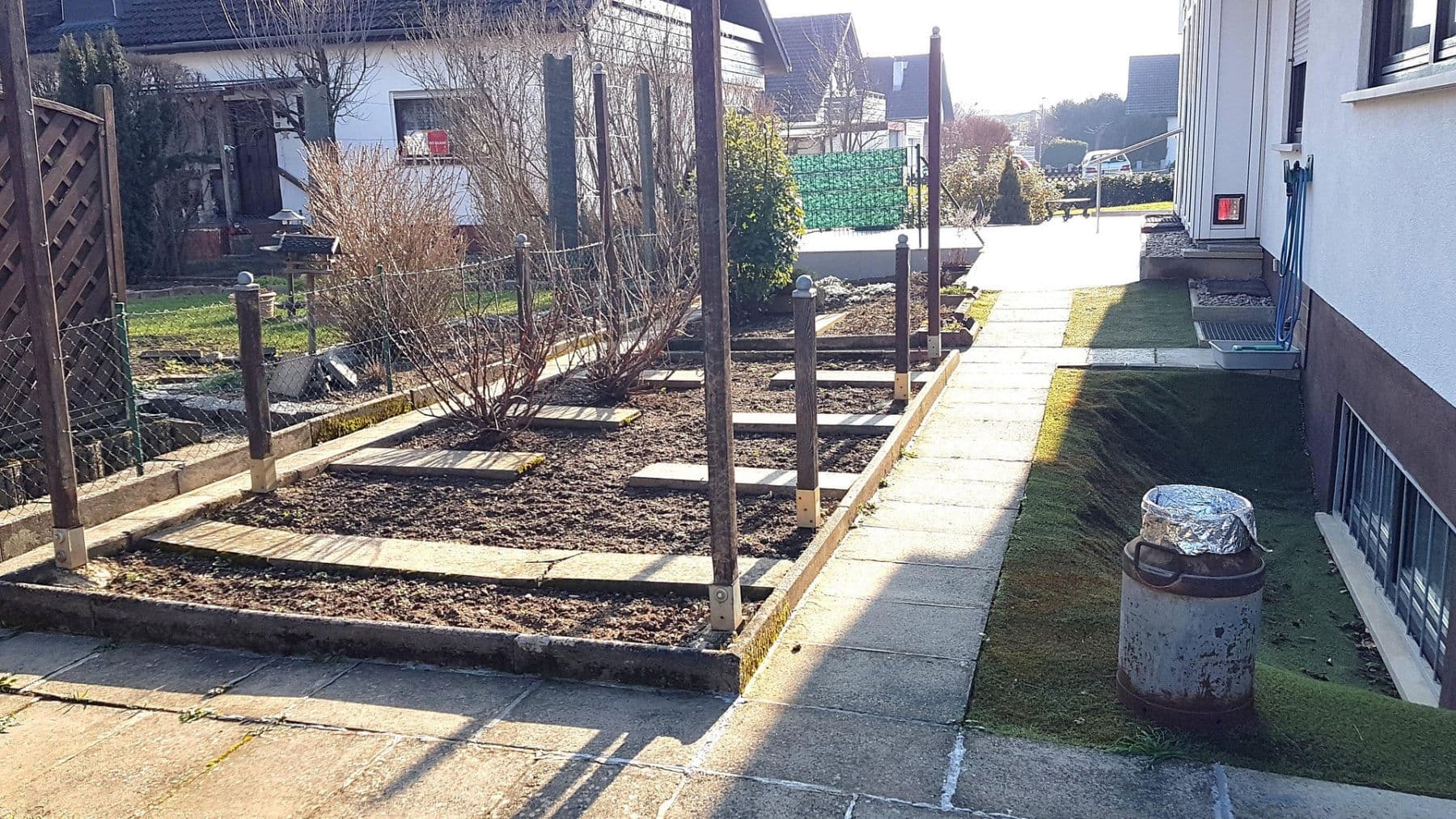 Prodej domu 190 m², pozemek 689 m², Neuenburg am Rhein, Bádensko-Württembersko Prodej domu 190 m², pozemek 689 m², Neuenburg am Rhein, Bádensko-Württembersko
