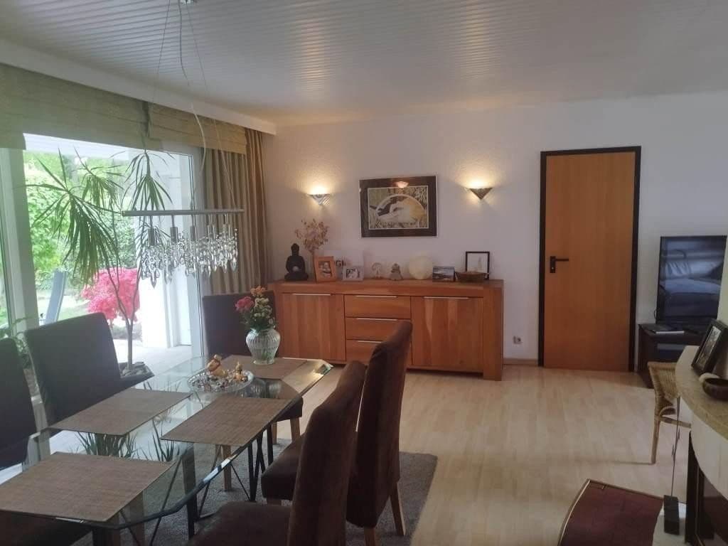 Prodej domu 114 m², pozemek 820 m², Waidmannsring, 5, Quickborn, Šlesvicko-Holštýnsko Prodej domu 114 m², pozemek 820 m², Waidmannsring, 5, Quickborn, Šlesvicko-Holštýnsko