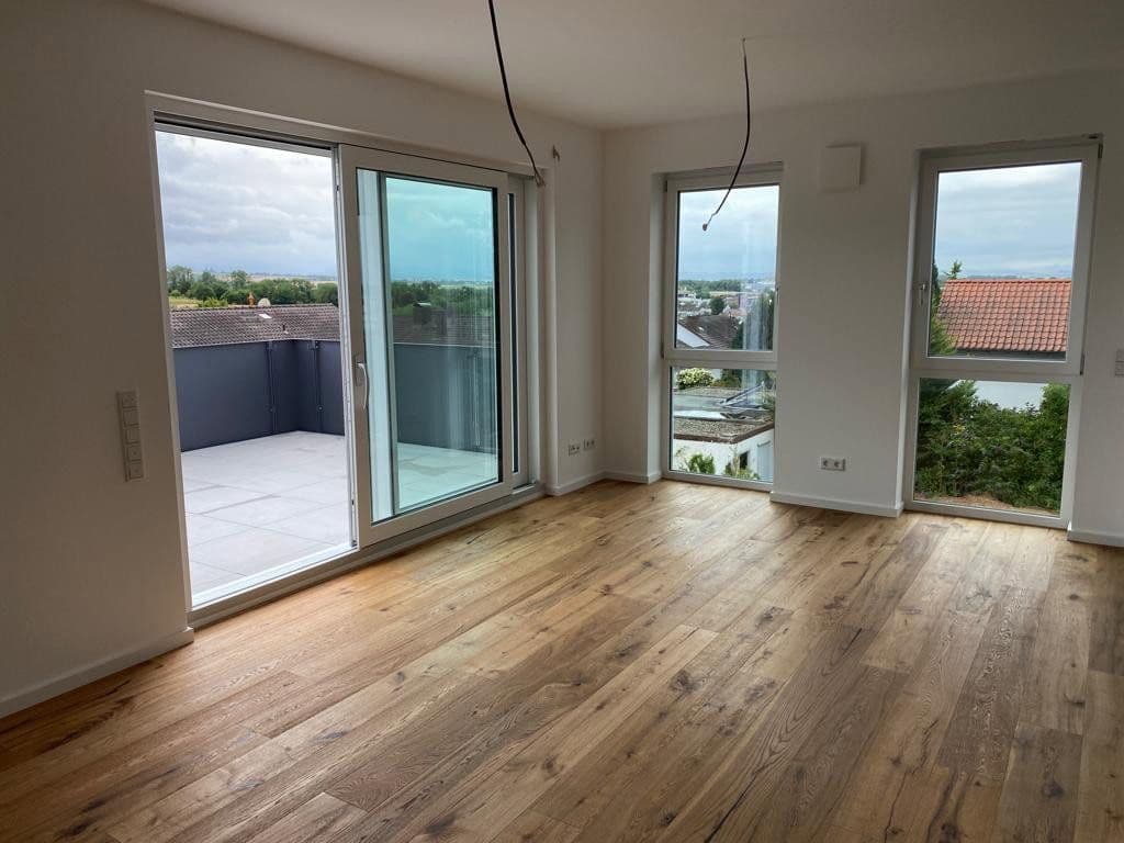 Pronájem bytu 3+1 93 m², Sandheckenweg 12, Groß-Umstadt, Hessen Pronájem bytu 3+1 93 m², Sandheckenweg 12, Groß-Umstadt, Hessen