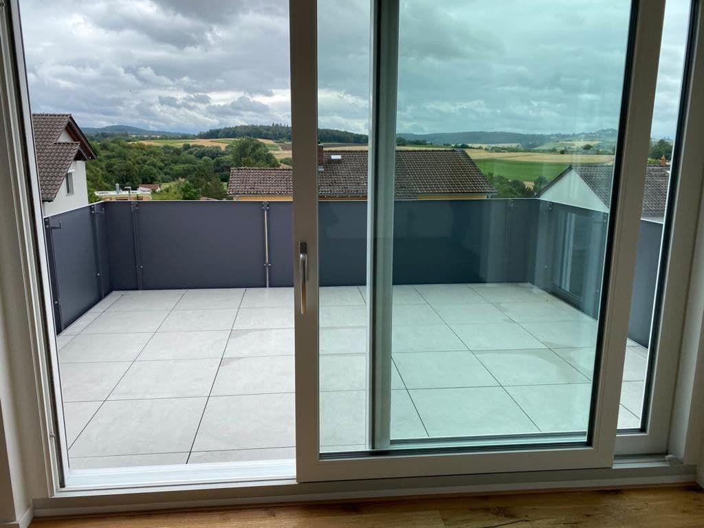 Pronájem bytu 3+1 93 m², Sandheckenweg 12, Groß-Umstadt, Hessen Pronájem bytu 3+1 93 m², Sandheckenweg 12, Groß-Umstadt, Hessen