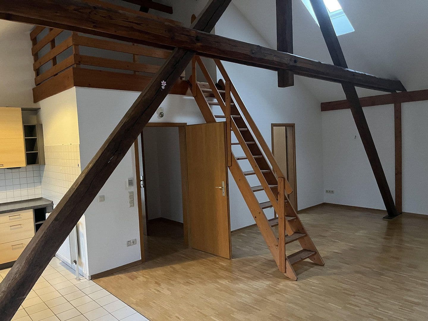 Pronájem bytu 1+kk 64 m², Münster, Severní Porýní-Vestfálsko Pronájem bytu 1+kk 64 m², Münster, Severní Porýní-Vestfálsko