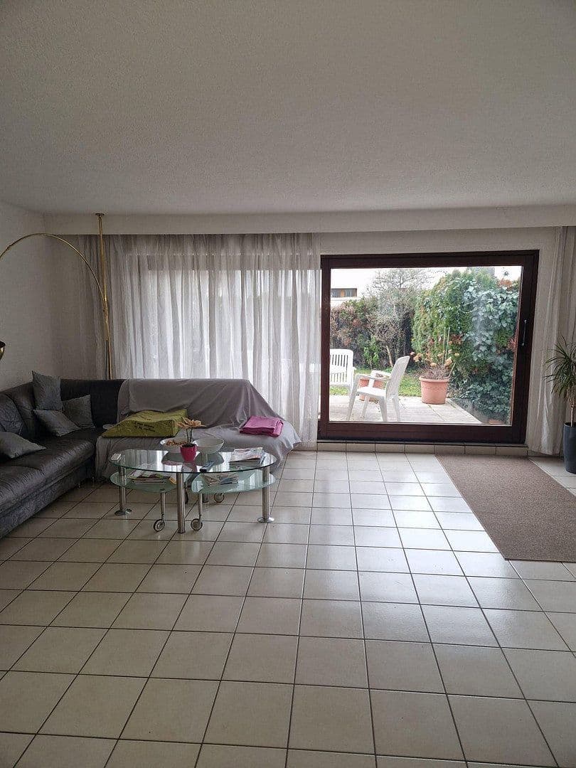 Prodej domu 90 m², pozemek 145 m², Markgröningen, Bádensko-Württembersko Prodej domu 90 m², pozemek 145 m², Markgröningen, Bádensko-Württembersko