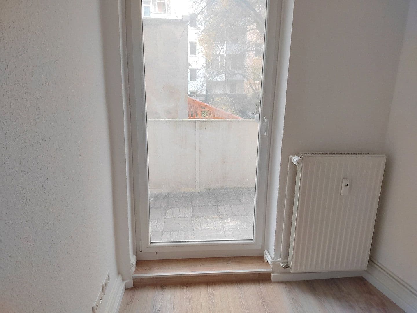 Pronájem bytu 2+1 46 m², Kaiserstraße 59, Kiel, Šlesvicko-Holštýnsko Pronájem bytu 2+1 46 m², Kaiserstraße 59, Kiel, Šlesvicko-Holštýnsko