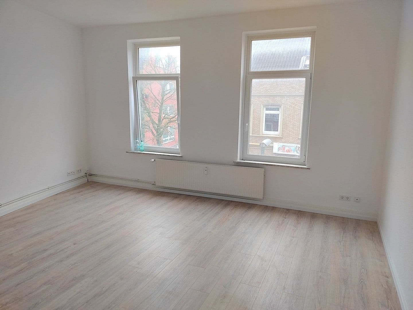 Pronájem bytu 2+1 46 m², Kaiserstraße 59, Kiel, Šlesvicko-Holštýnsko Pronájem bytu 2+1 46 m², Kaiserstraße 59, Kiel, Šlesvicko-Holštýnsko
