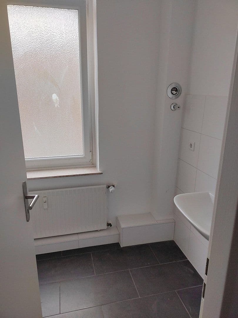Pronájem bytu 2+1 46 m², Kaiserstraße 59, Kiel, Šlesvicko-Holštýnsko Pronájem bytu 2+1 46 m², Kaiserstraße 59, Kiel, Šlesvicko-Holštýnsko
