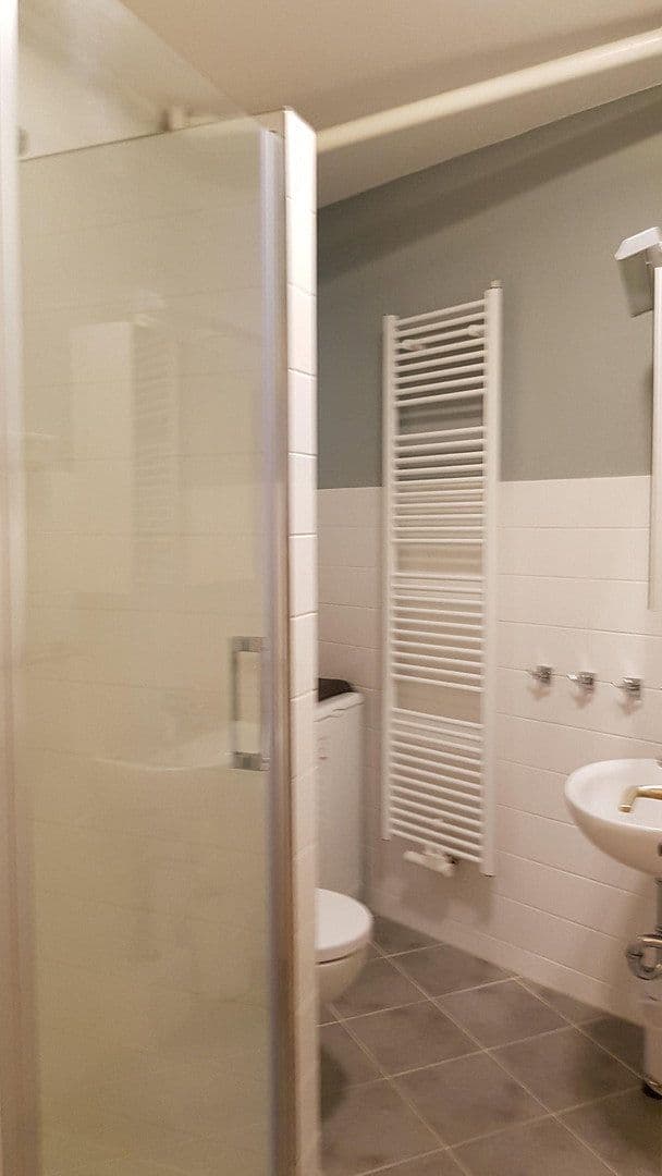 Pronájem bytu 3+1 64 m², Apostel-Paulus-Strasse 16, Berlin, Berlín Pronájem bytu 3+1 64 m², Apostel-Paulus-Strasse 16, Berlin, Berlín
