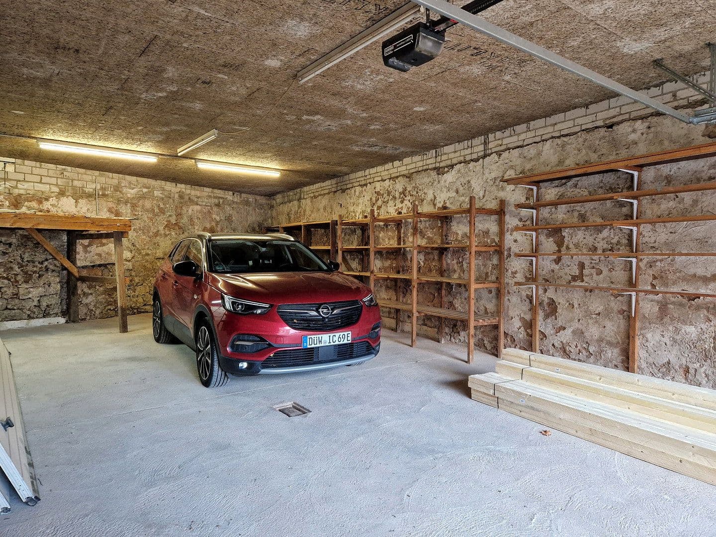 Pronájem bytu 5+1 177 m², Albersweiler, Porýní-Falc Pronájem bytu 5+1 177 m², Albersweiler, Porýní-Falc