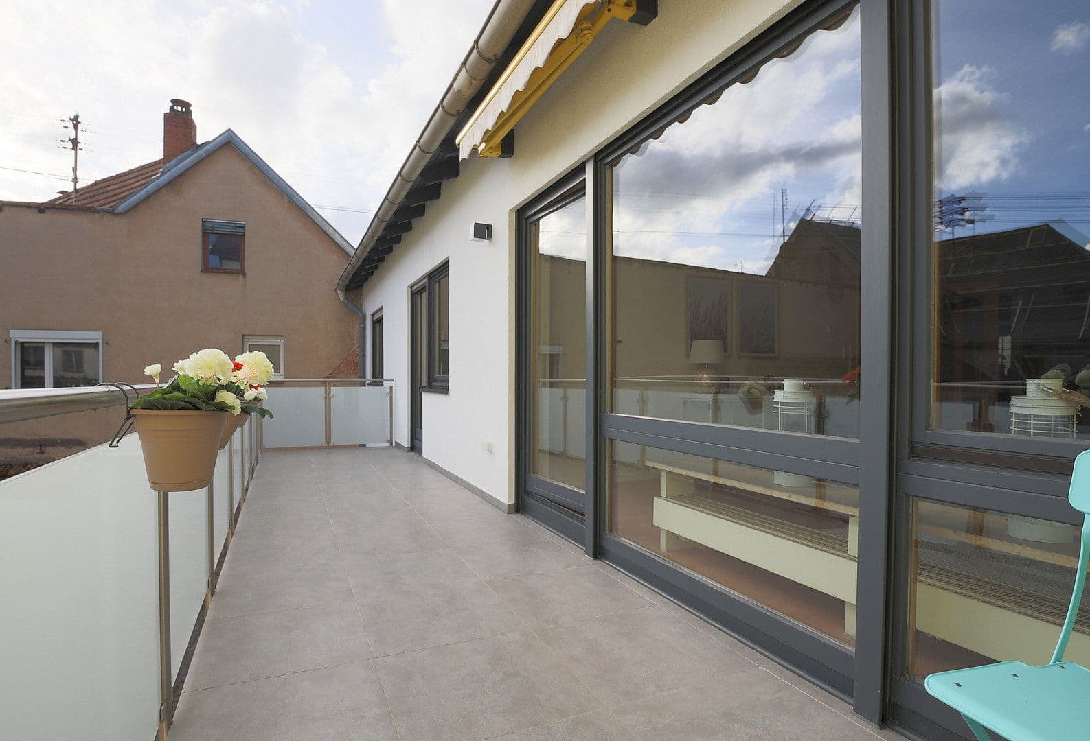 Pronájem bytu 5+1 177 m², Albersweiler, Porýní-Falc Pronájem bytu 5+1 177 m², Albersweiler, Porýní-Falc