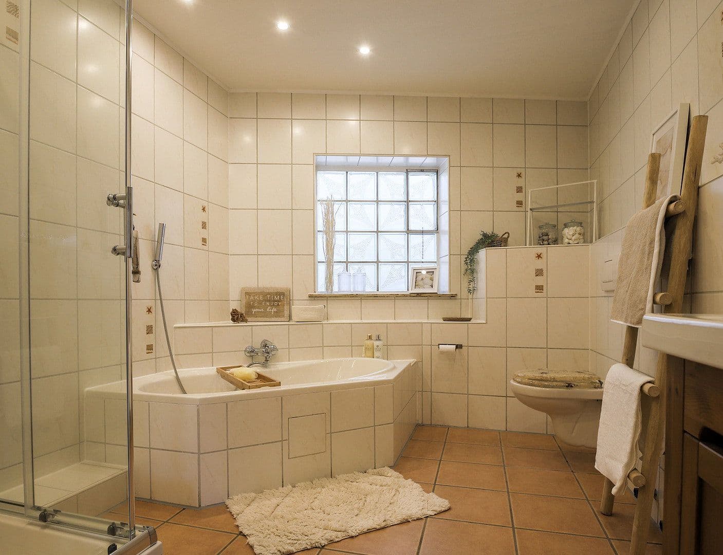 Pronájem bytu 5+1 177 m², Albersweiler, Porýní-Falc Pronájem bytu 5+1 177 m², Albersweiler, Porýní-Falc