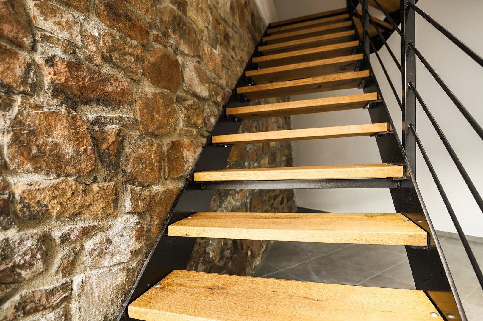 Pronájem bytu 5+1 177 m², Albersweiler, Porýní-Falc Pronájem bytu 5+1 177 m², Albersweiler, Porýní-Falc
