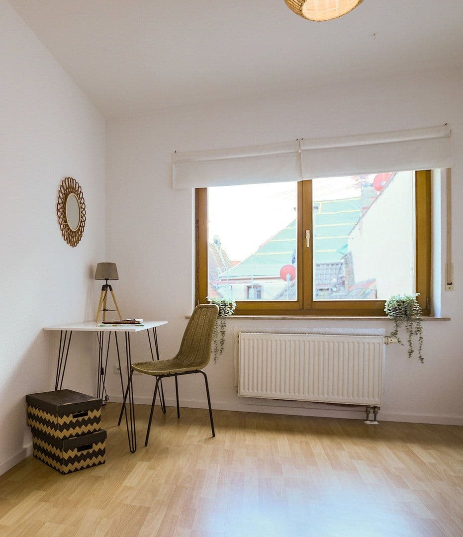 Pronájem bytu 5+1 177 m², Albersweiler, Porýní-Falc Pronájem bytu 5+1 177 m², Albersweiler, Porýní-Falc