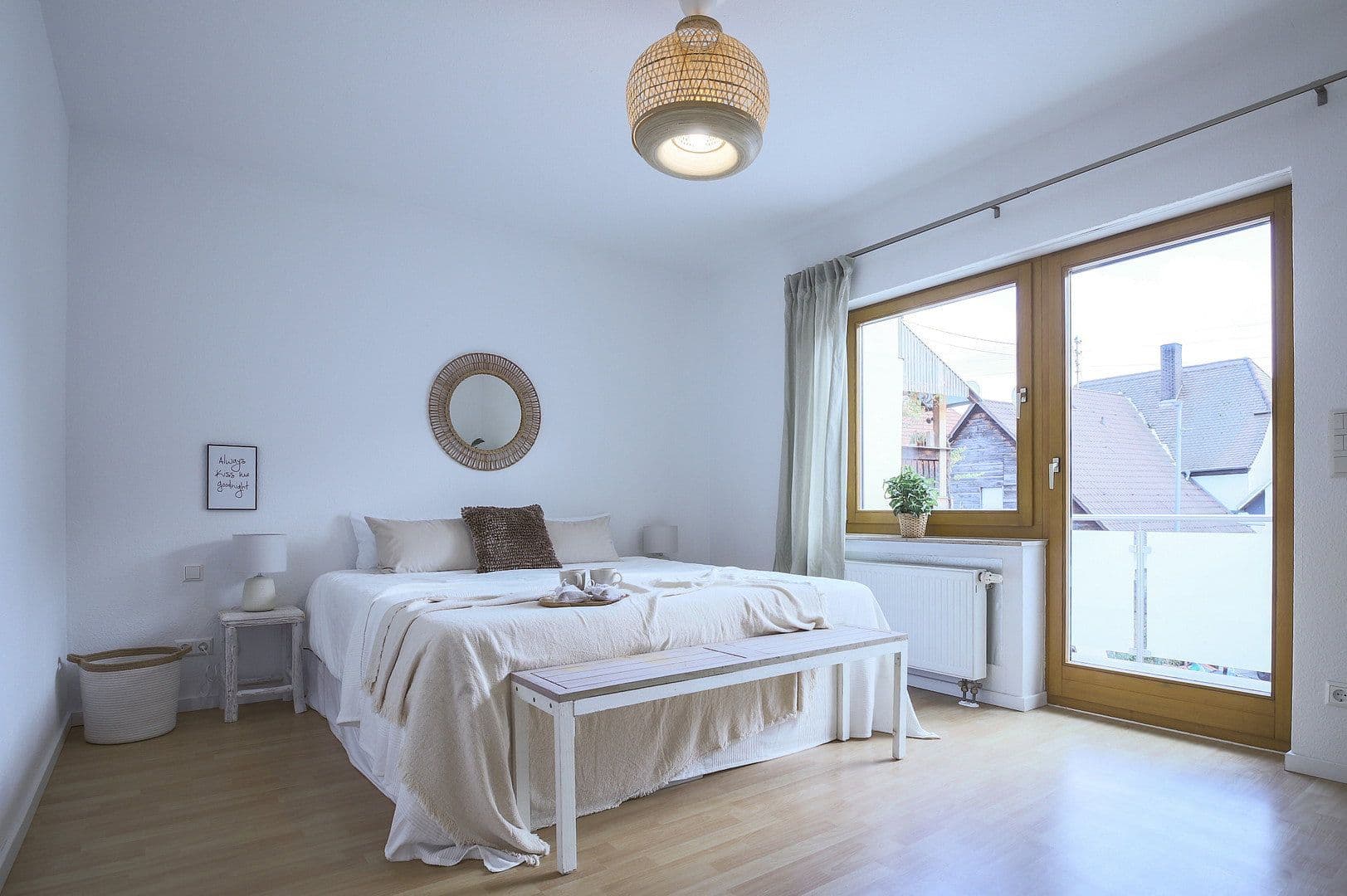 Pronájem bytu 5+1 177 m², Albersweiler, Porýní-Falc Pronájem bytu 5+1 177 m², Albersweiler, Porýní-Falc