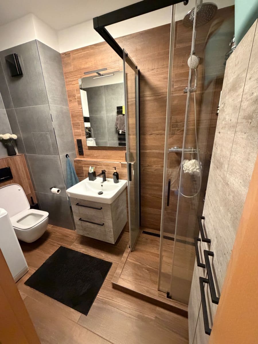Pronájem bytu 2+1 48 m², Slunečná, Nupaky, Středočeský kraj Pronájem bytu 2+1 48 m², Slunečná, Nupaky, Středočeský kraj