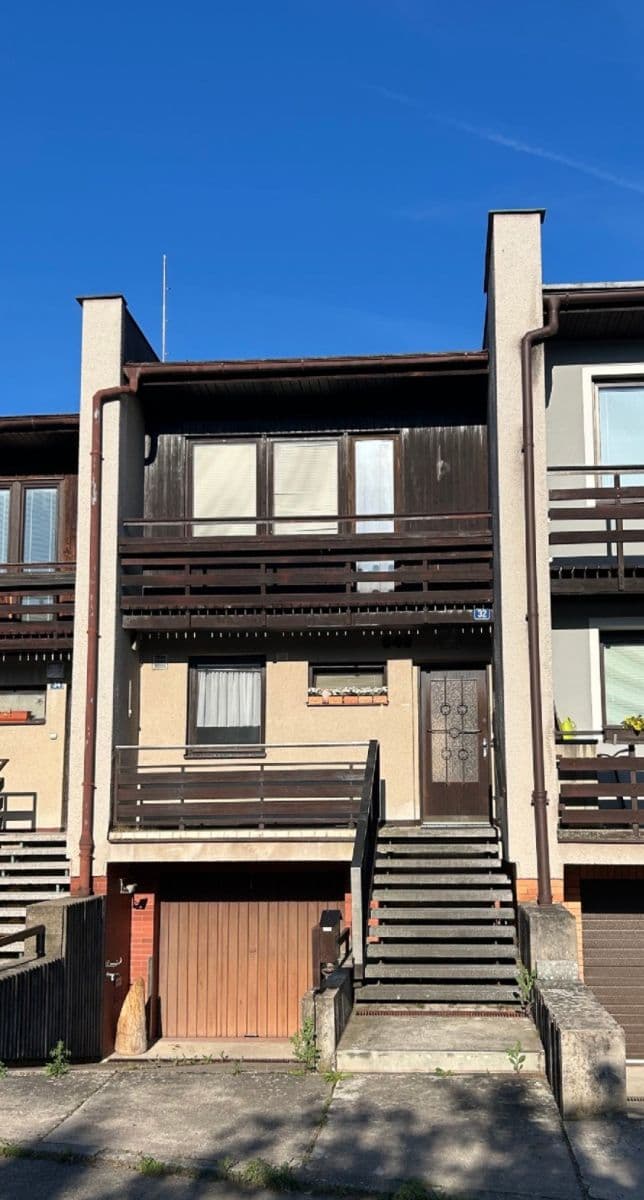 Prodej domu 150 m², pozemek 93 m², Za Lípou, Hradec Králové, Královéhradecký kraj Prodej domu 150 m², pozemek 93 m², Za Lípou, Hradec Králové, Královéhradecký kraj