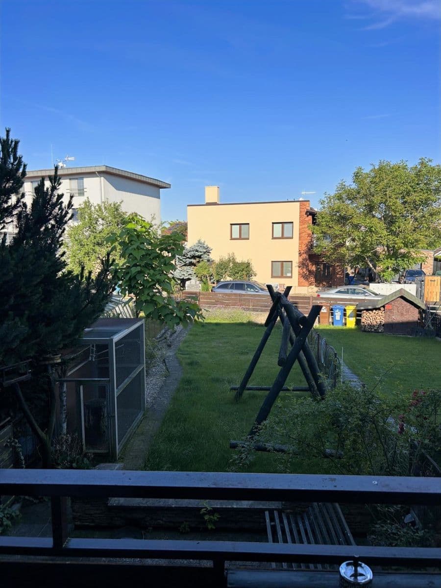 Prodej domu 150 m², pozemek 93 m², Za Lípou, Hradec Králové, Královéhradecký kraj Prodej domu 150 m², pozemek 93 m², Za Lípou, Hradec Králové, Královéhradecký kraj