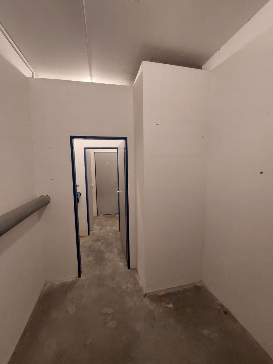 Prodej nebytového prostoru 7 m², Pelzova, Praha, Praha Prodej nebytového prostoru 7 m², Pelzova, Praha, Praha