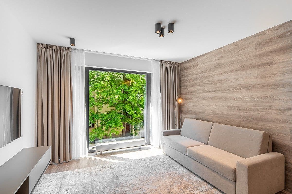 Pronájem bytu 1+kk 37 m², Staropramenná, Praha, Praha Pronájem bytu 1+kk 37 m², Staropramenná, Praha, Praha