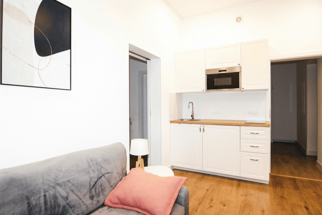 Pronájem bytu 2+kk 40 m², Vřídelní, Karlovy Vary, Karlovarský kraj Pronájem bytu 2+kk 40 m², Vřídelní, Karlovy Vary, Karlovarský kraj
