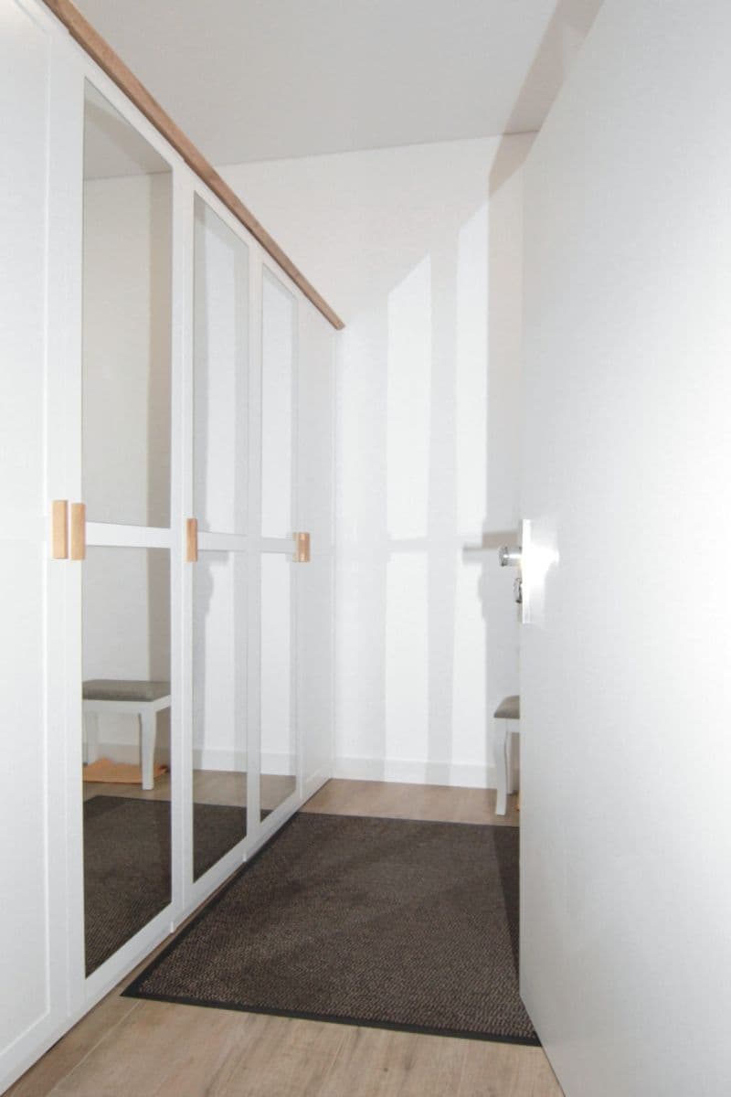 Pronájem bytu 2+kk 40 m², Vřídelní, Karlovy Vary, Karlovarský kraj Pronájem bytu 2+kk 40 m², Vřídelní, Karlovy Vary, Karlovarský kraj
