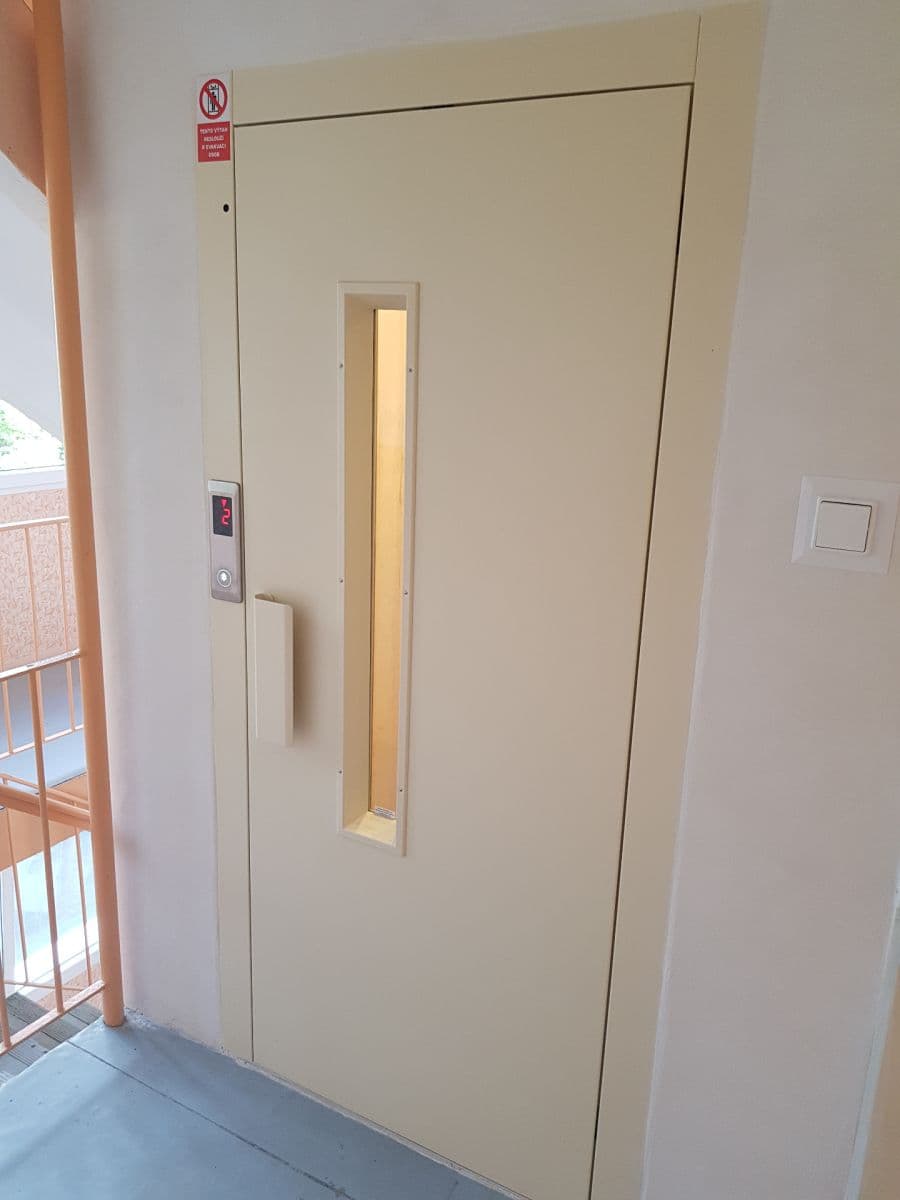 Pronájem bytu 3+1 55 m², Moskevská, Most, Ústecký kraj Pronájem bytu 3+1 55 m², Moskevská, Most, Ústecký kraj