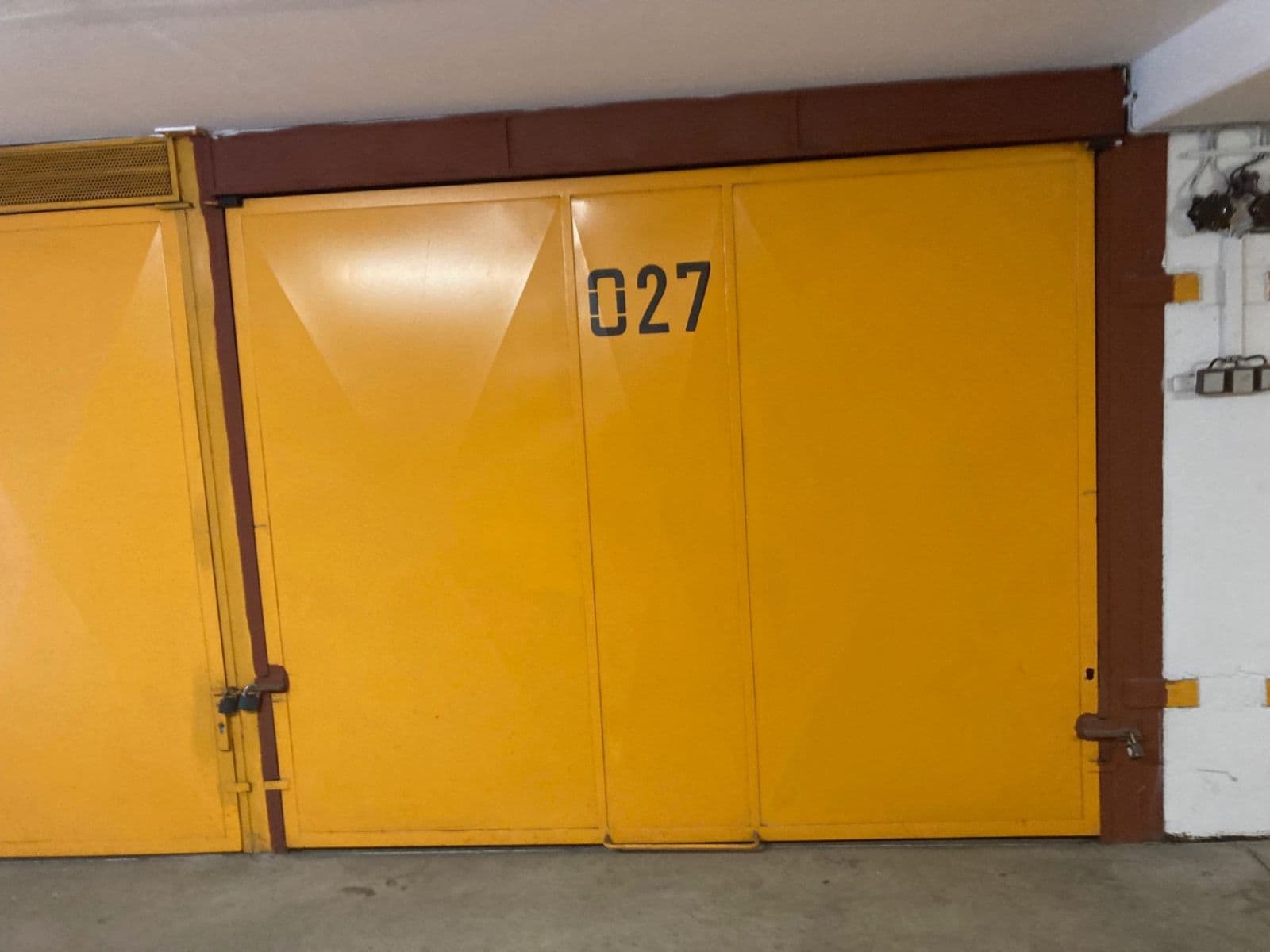 Pronájem garáže 20 m², Makovského, Praha, Praha Pronájem garáže 20 m², Makovského, Praha, Praha