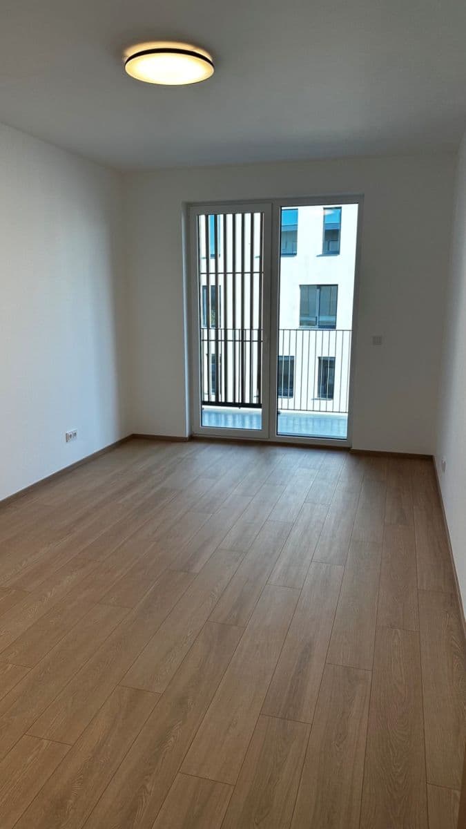 Pronájem bytu 2+kk 55 m², Kladno, Středočeský kraj Pronájem bytu 2+kk 55 m², Kladno, Středočeský kraj