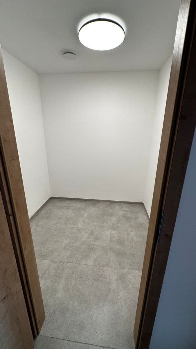 Pronájem bytu 2+kk 55 m², Kladno, Středočeský kraj Pronájem bytu 2+kk 55 m², Kladno, Středočeský kraj