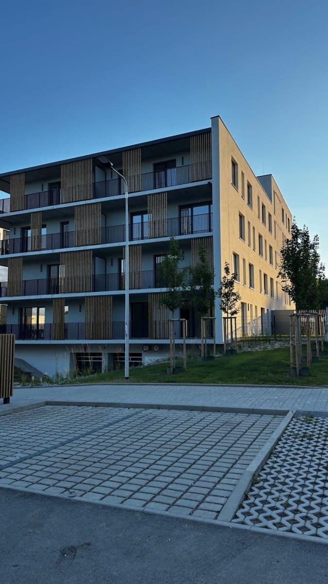 Pronájem bytu 2+kk 55 m², Kladno, Středočeský kraj Pronájem bytu 2+kk 55 m², Kladno, Středočeský kraj