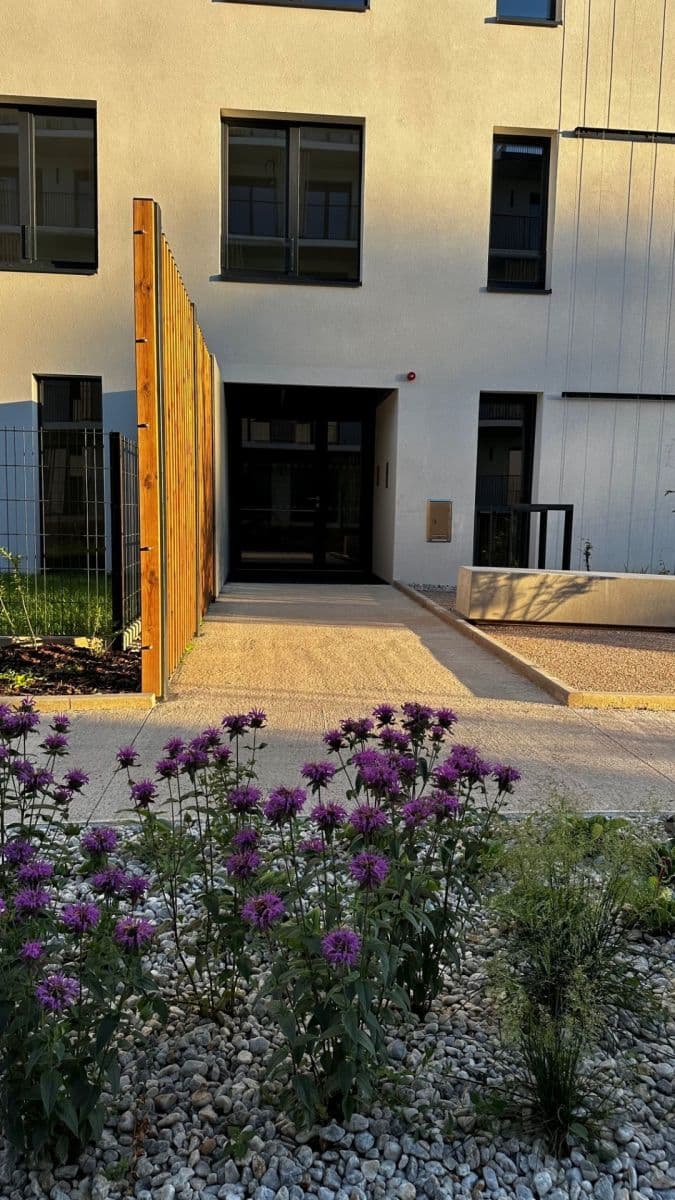 Pronájem bytu 2+kk 55 m², Kladno, Středočeský kraj Pronájem bytu 2+kk 55 m², Kladno, Středočeský kraj