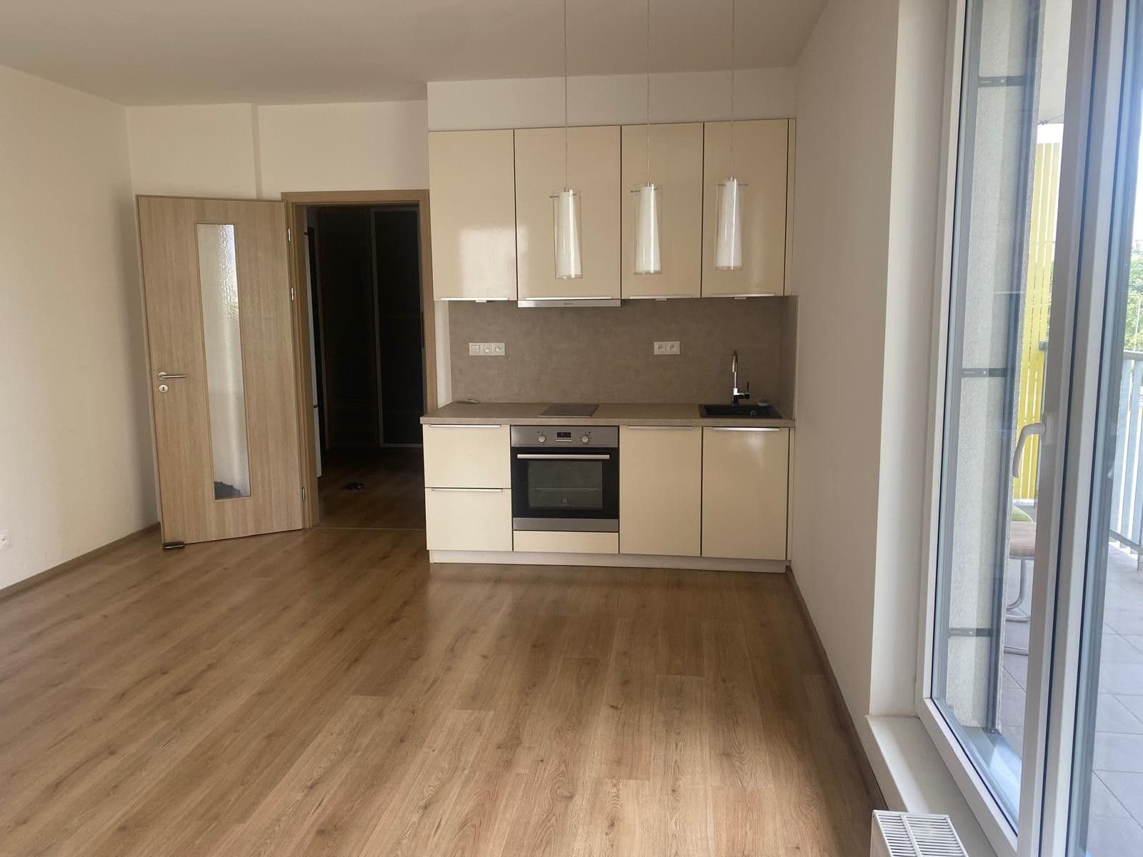 Pronájem bytu 1+kk 42 m², Počernická, Praha, Praha Pronájem bytu 1+kk 42 m², Počernická, Praha, Praha