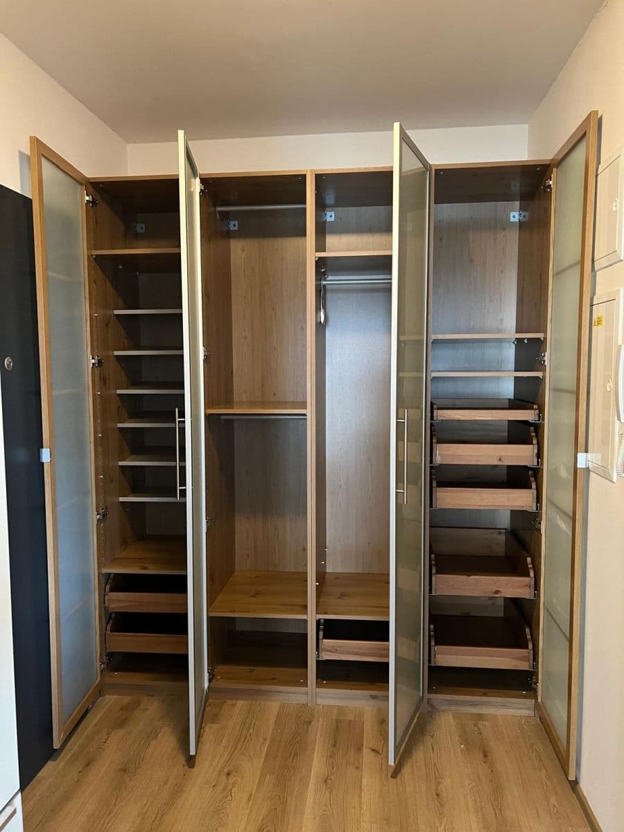 Pronájem bytu 1+kk 42 m², Počernická, Praha, Praha Pronájem bytu 1+kk 42 m², Počernická, Praha, Praha