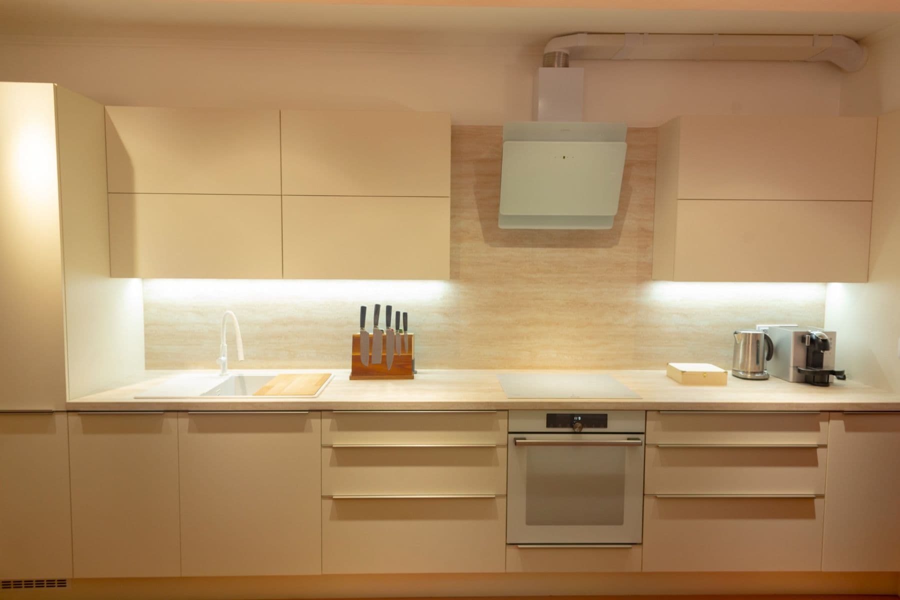 Pronájem bytu 2+kk 70 m², Nebušická, Praha, Praha Pronájem bytu 2+kk 70 m², Nebušická, Praha, Praha