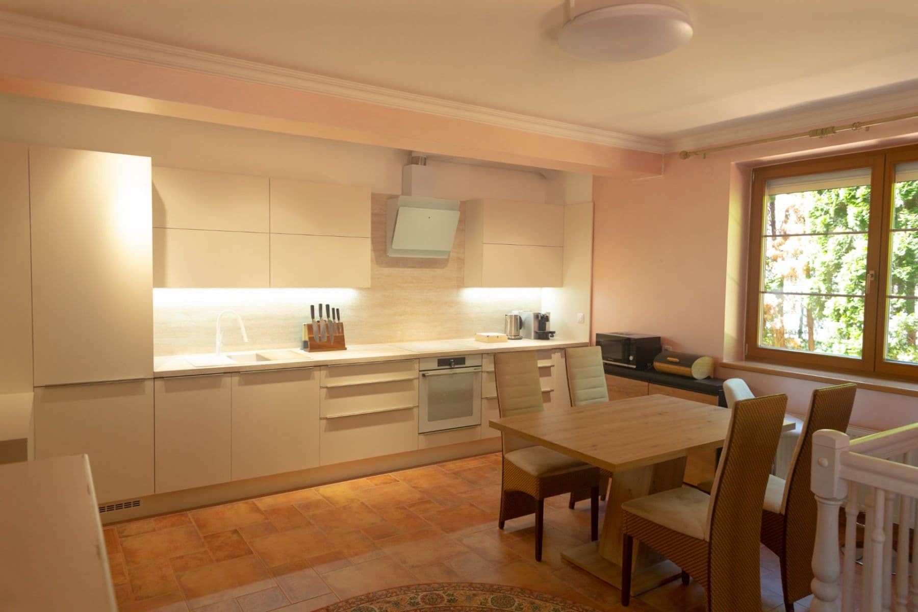 Pronájem bytu 2+kk 70 m², Nebušická, Praha, Praha Pronájem bytu 2+kk 70 m², Nebušická, Praha, Praha