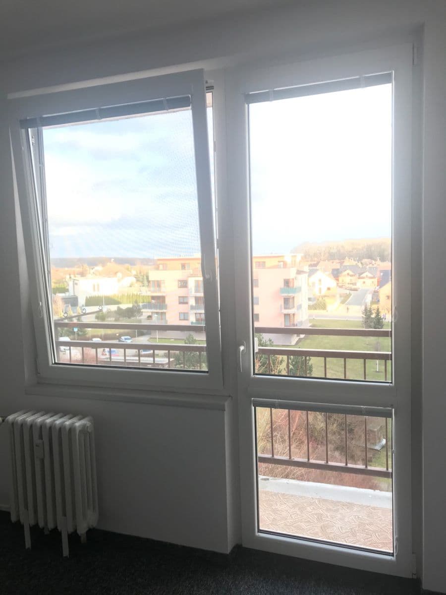 Pronájem bytu 2+1 59 m², Erno Košťála, Pardubice, Pardubický kraj Pronájem bytu 2+1 59 m², Erno Košťála, Pardubice, Pardubický kraj