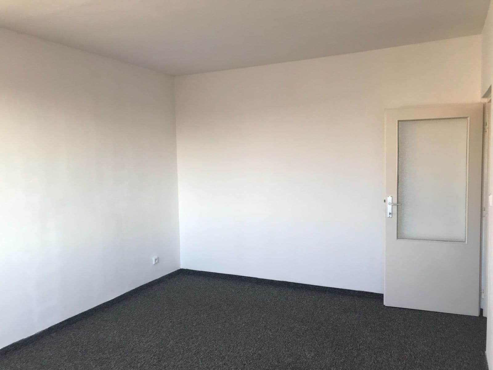 Pronájem bytu 2+1 59 m², Erno Košťála, Pardubice, Pardubický kraj Pronájem bytu 2+1 59 m², Erno Košťála, Pardubice, Pardubický kraj