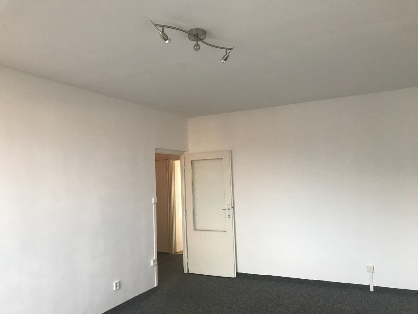 Pronájem bytu 2+1 59 m², Erno Košťála, Pardubice, Pardubický kraj Pronájem bytu 2+1 59 m², Erno Košťála, Pardubice, Pardubický kraj