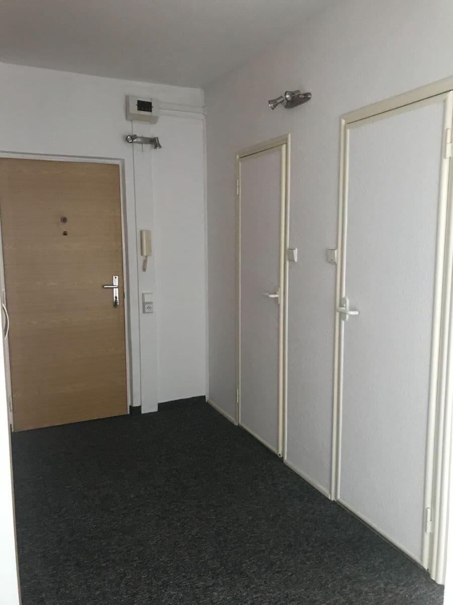 Pronájem bytu 2+1 59 m², Erno Košťála, Pardubice, Pardubický kraj Pronájem bytu 2+1 59 m², Erno Košťála, Pardubice, Pardubický kraj