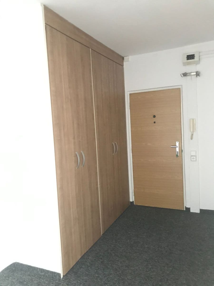 Pronájem bytu 2+1 59 m², Erno Košťála, Pardubice, Pardubický kraj Pronájem bytu 2+1 59 m², Erno Košťála, Pardubice, Pardubický kraj