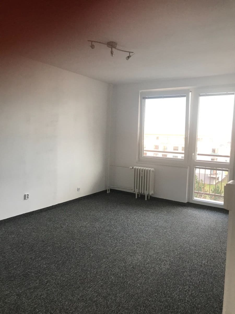 Pronájem bytu 2+1 59 m², Erno Košťála, Pardubice, Pardubický kraj Pronájem bytu 2+1 59 m², Erno Košťála, Pardubice, Pardubický kraj