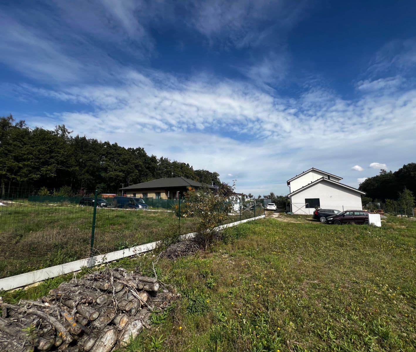 Prodej pozemku 1.181 m², Hradečno, Středočeský kraj Prodej pozemku 1.181 m², Hradečno, Středočeský kraj